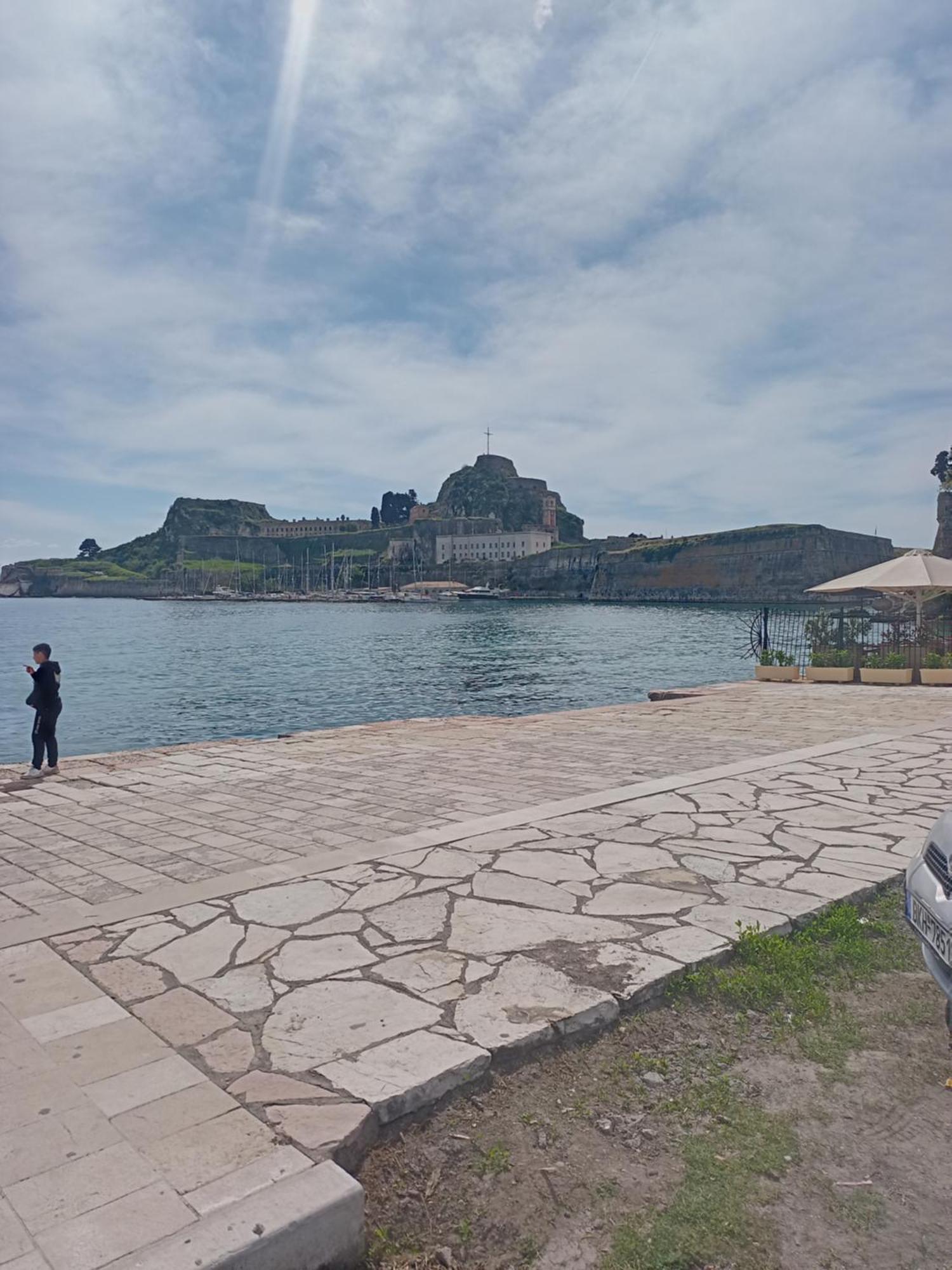 Sun Corfu Near The Airport Apartment Екстериор снимка